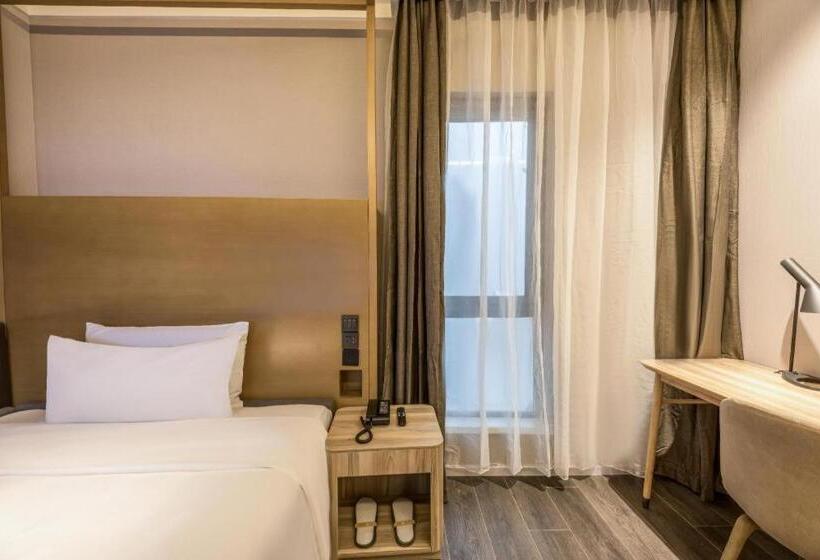 Hanting Premium Hotel Lianyungang Railway Station