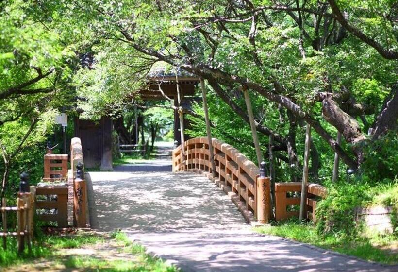 酒店 Takato Sakura