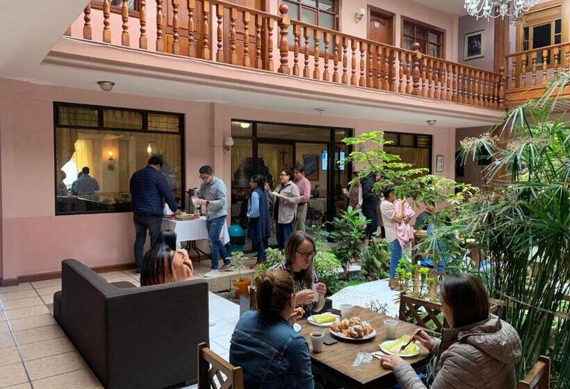 فندق Hostal Pichincha
