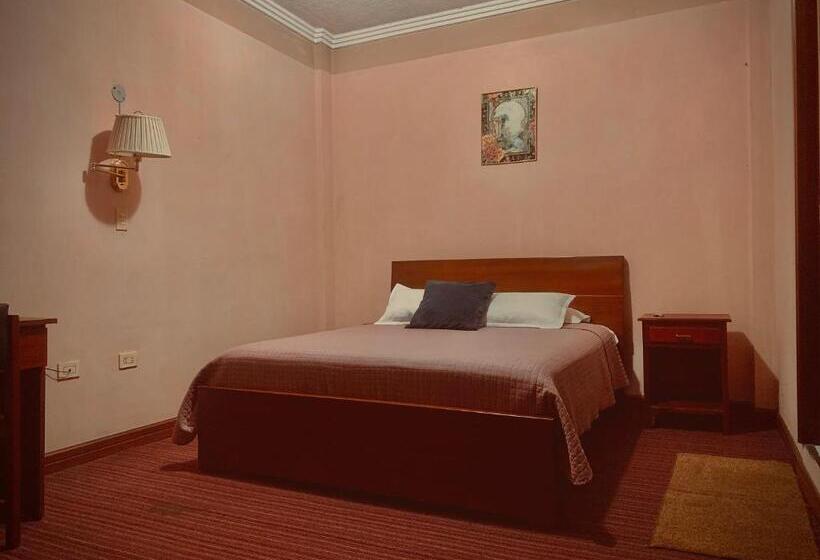 فندق Hostal Pichincha