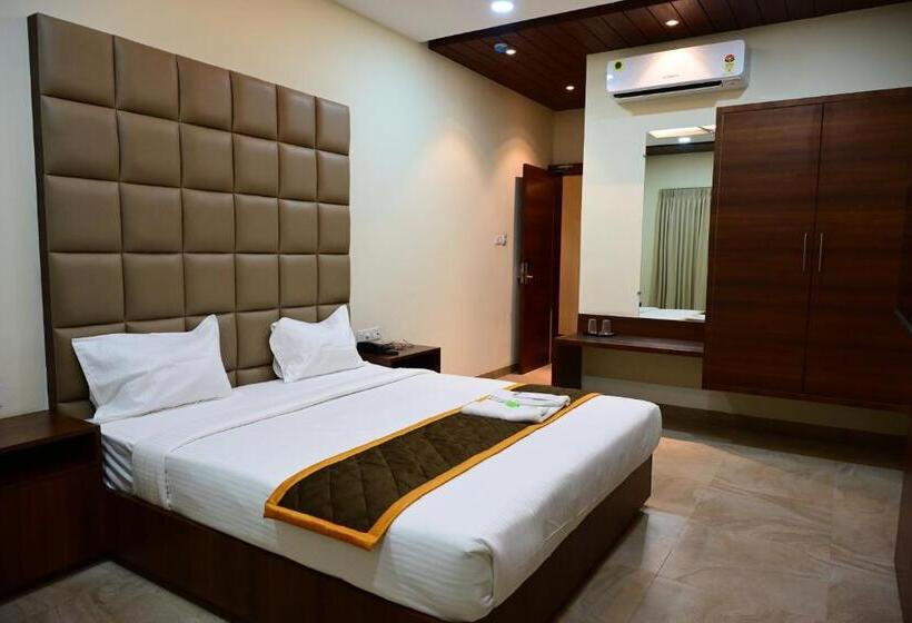 ホテル Unnati Stay Inn