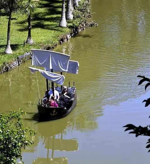 Отель Fazenda Campo Dos Sonhos