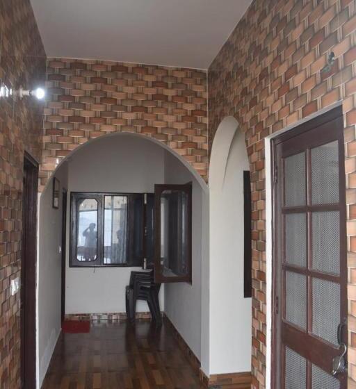 فندق Hills View Home Stay