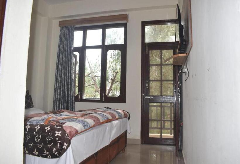 فندق Hills View Home Stay