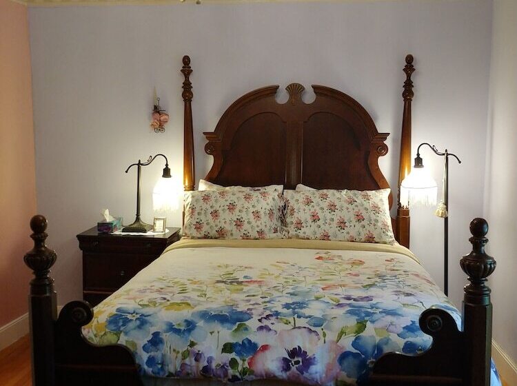 تختخواب و صبحانه Inn On Frederick