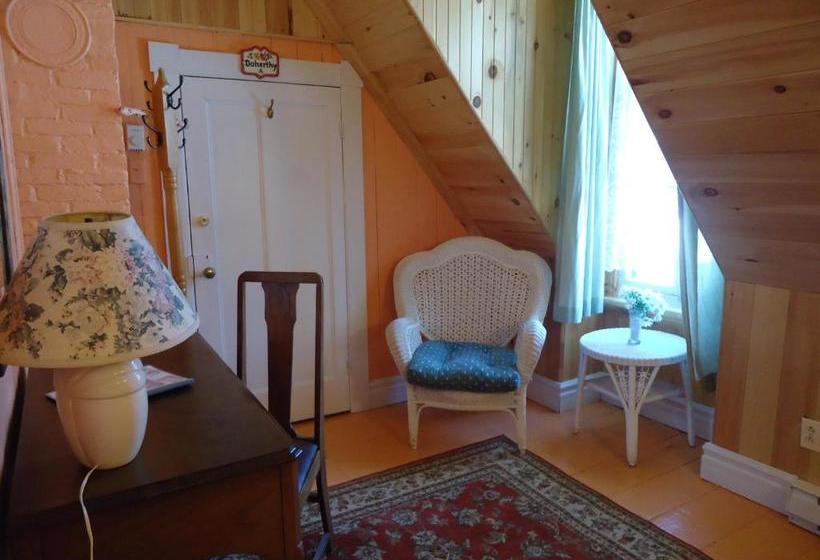 تختخواب و صبحانه Maison Hovington