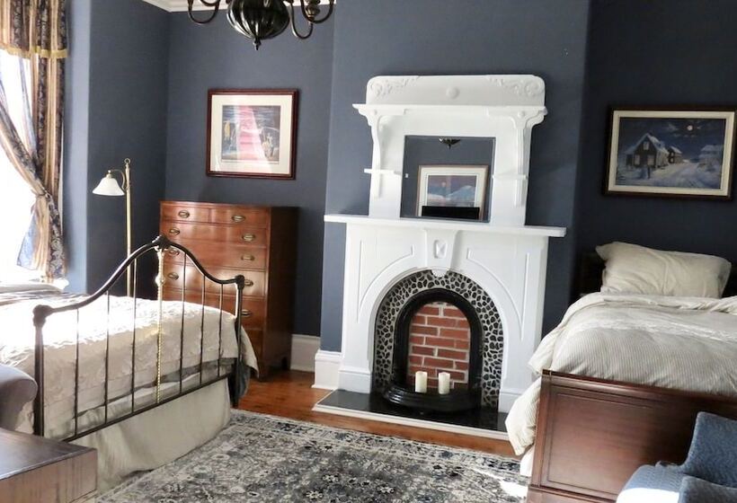 مبيت وإفطار The Roses Heritage Inn