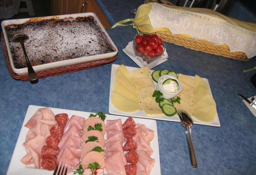 Blue Grouse Country Inn B&b