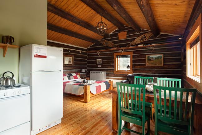בית מלון כפרי Nipika Mountain Resort