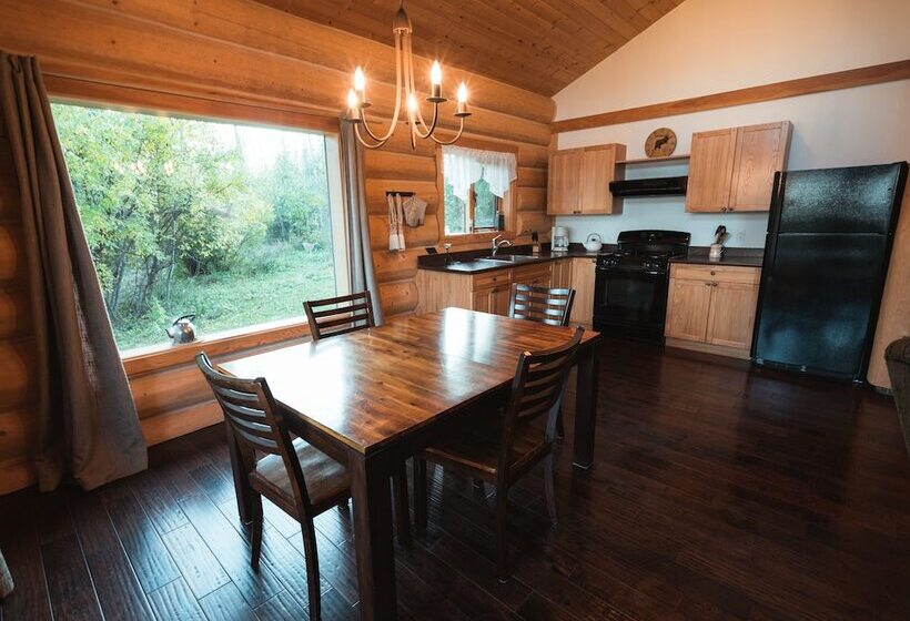 فندق Ten Ee Ah Lodge & Campground