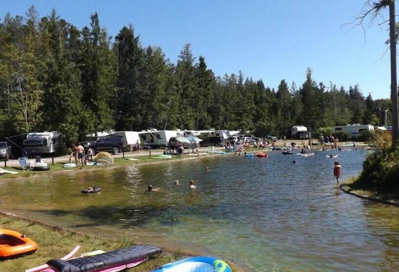 Qualicum Bay Resort
