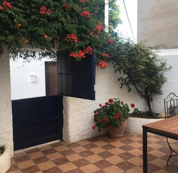 مبيت وإفطار Casa Aire De Lecrin