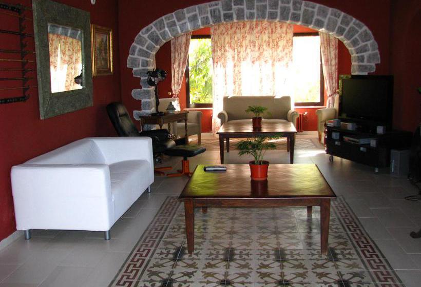 فندق Cortijo La Argumosa