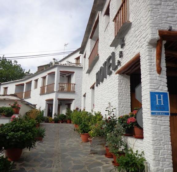 هتل Estrella De Las Nieves