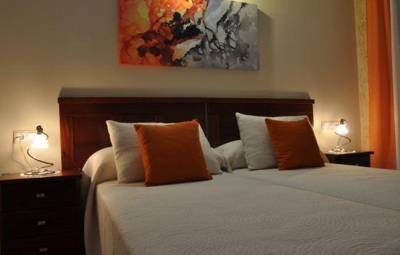 هتل Hostal Rural Letur