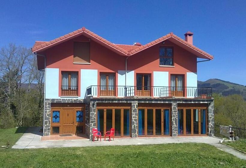 בית מלון כפרי Mendi Alai