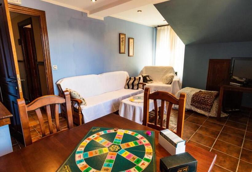 فندق Peña Pandos