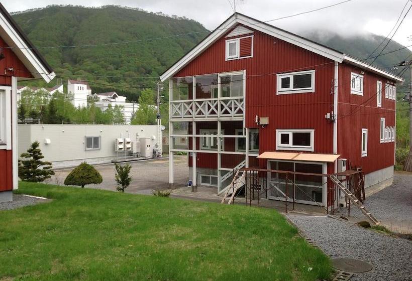 Отель Rusutsu Lodges Pension Lilla Huset