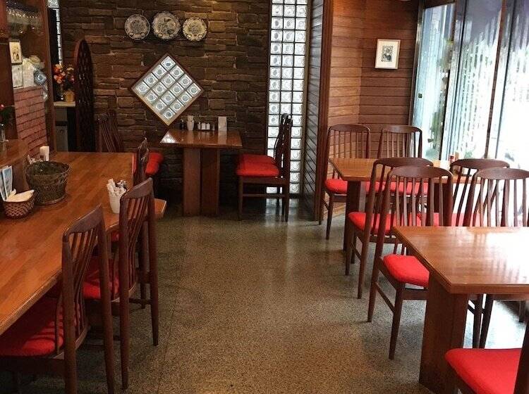 בית מלון כפרי Sentpia