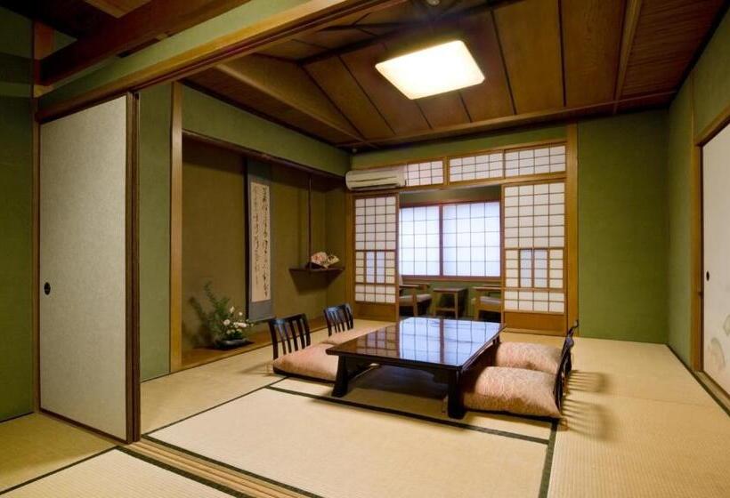 ريوكان Izumiso