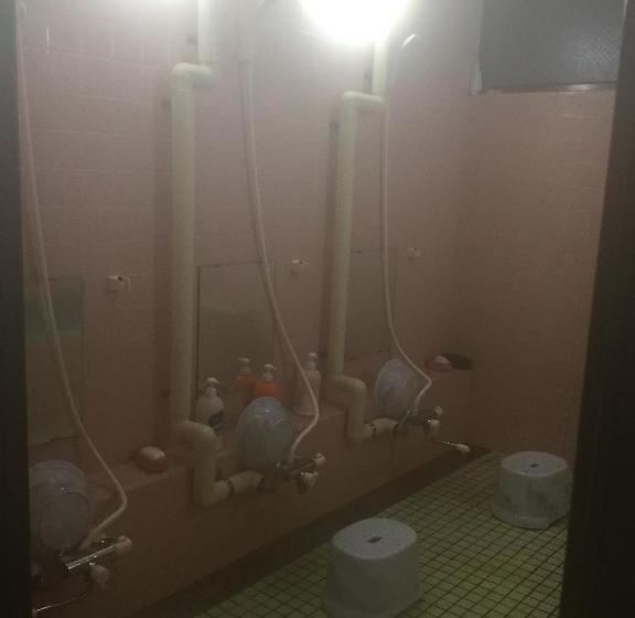 ريوكان Onsen Minshuku Yutakaya