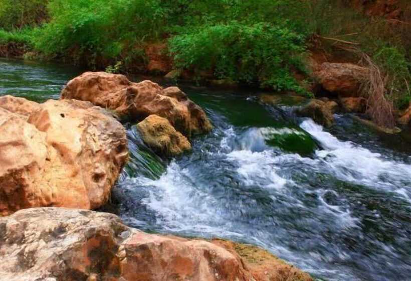 הוסטל Atalaya