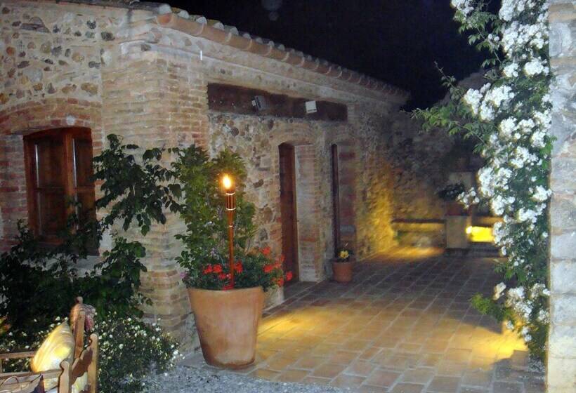 فندق Can Carbó De Peralada