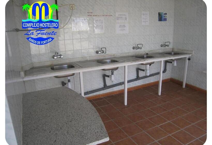 فندق Complejo Hostelero La Fuente