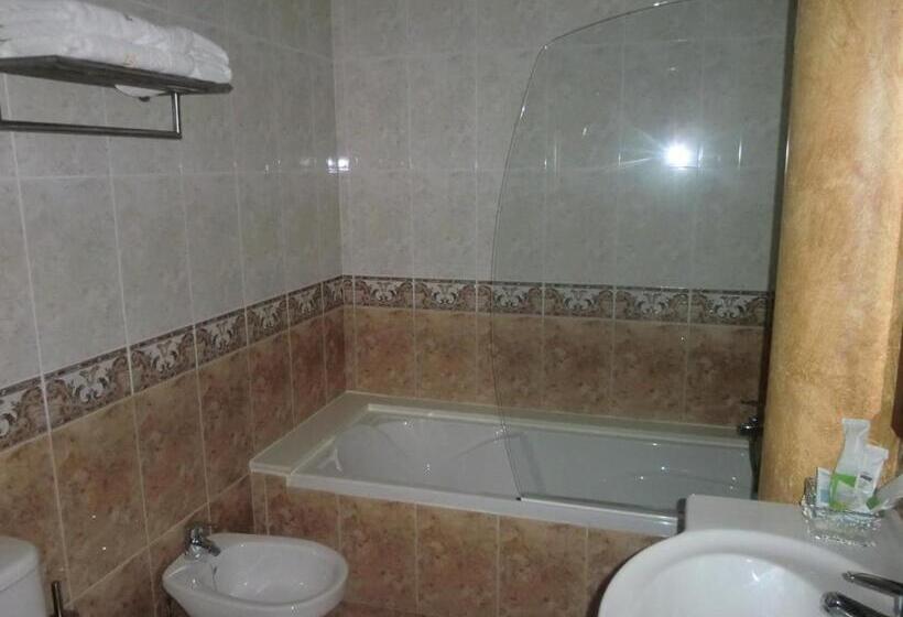 فندق Gasaqui