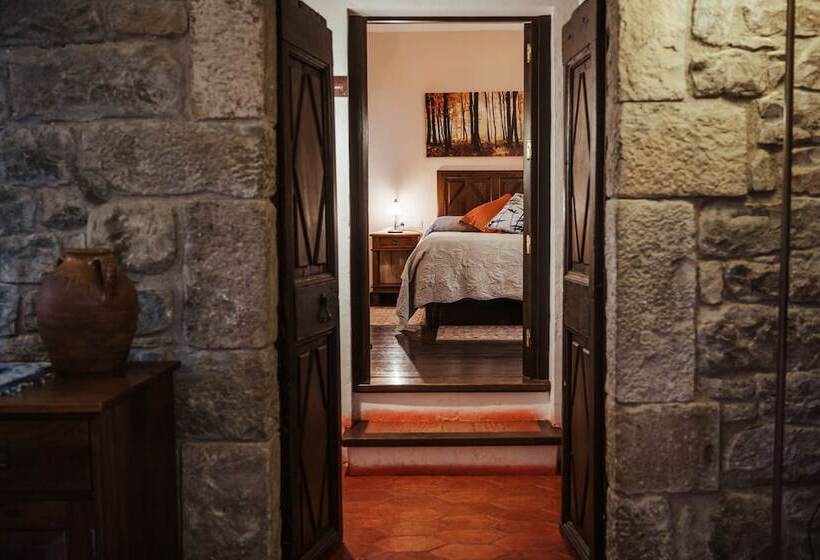 هتل La Sala De Camós