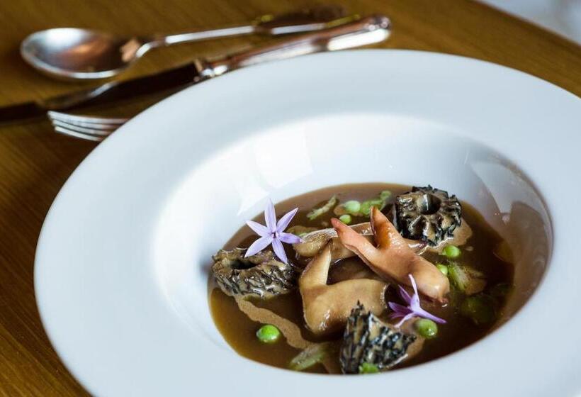 ホテル La Torre Del Visco   Relais & Châteaux