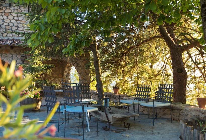 هتل روستایی Calerilla