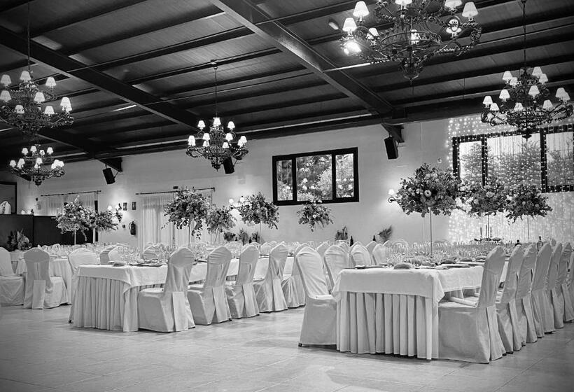 فندق Villa Xarahiz