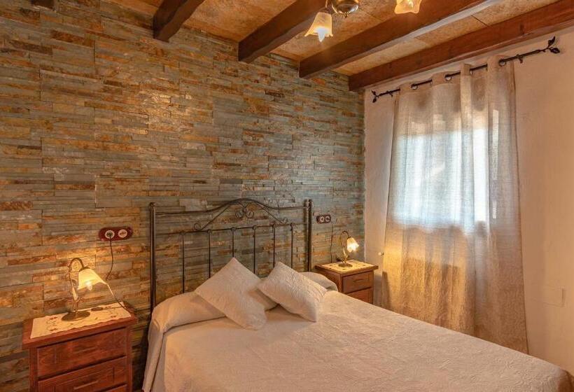 إقامة Alojamientos Rurales Los Macabes