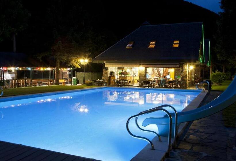 レジデンス Bungalows Verneda Mountain Resort
