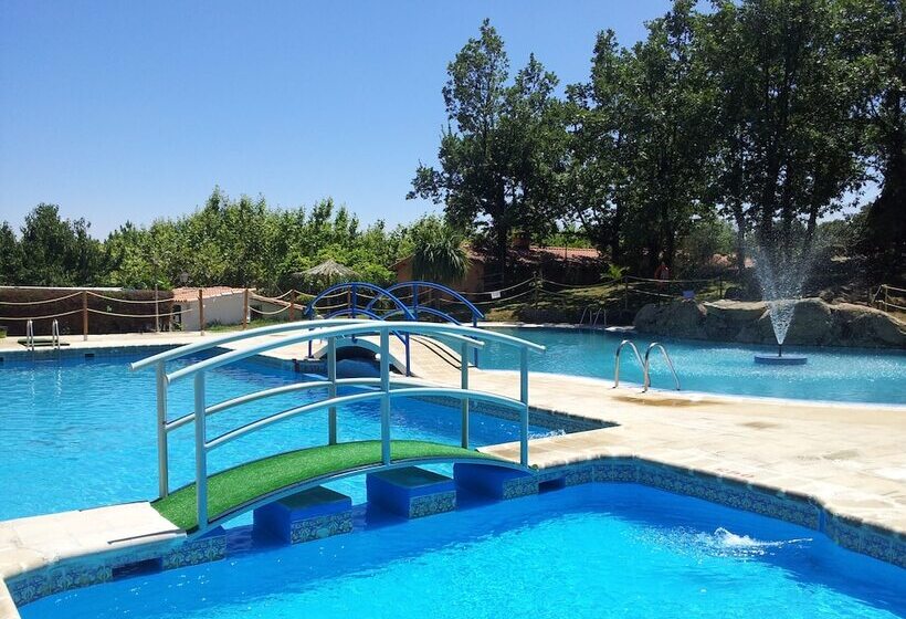 リゾートホテル Camping Bungalows Cabañas La Vera