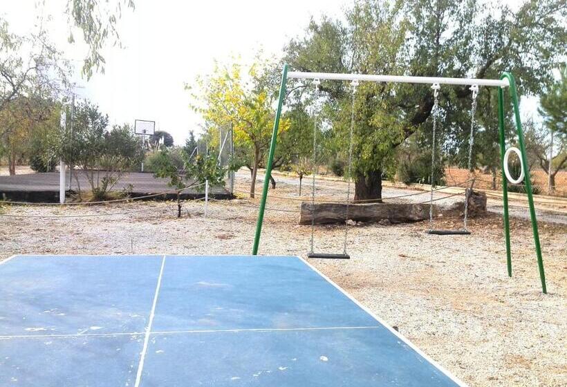 استراحتگاه Cabañas Cortijo El Helao