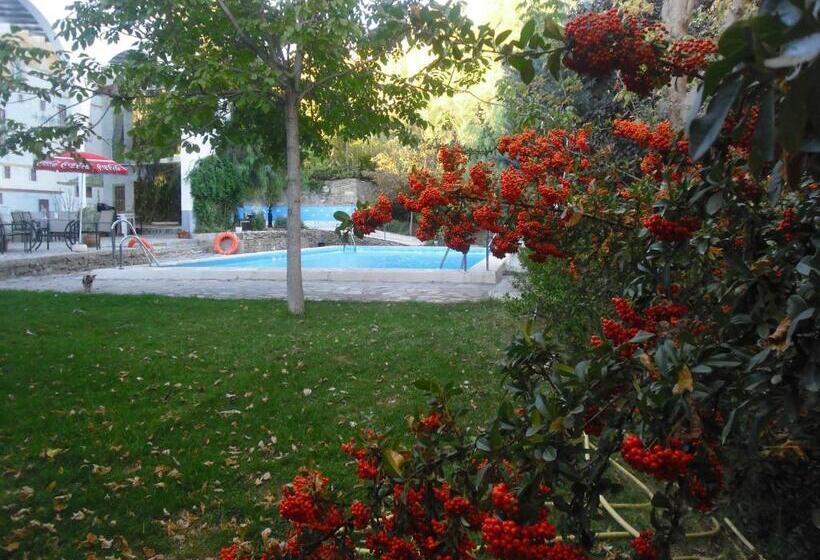 منتجع Camping Alpujarras