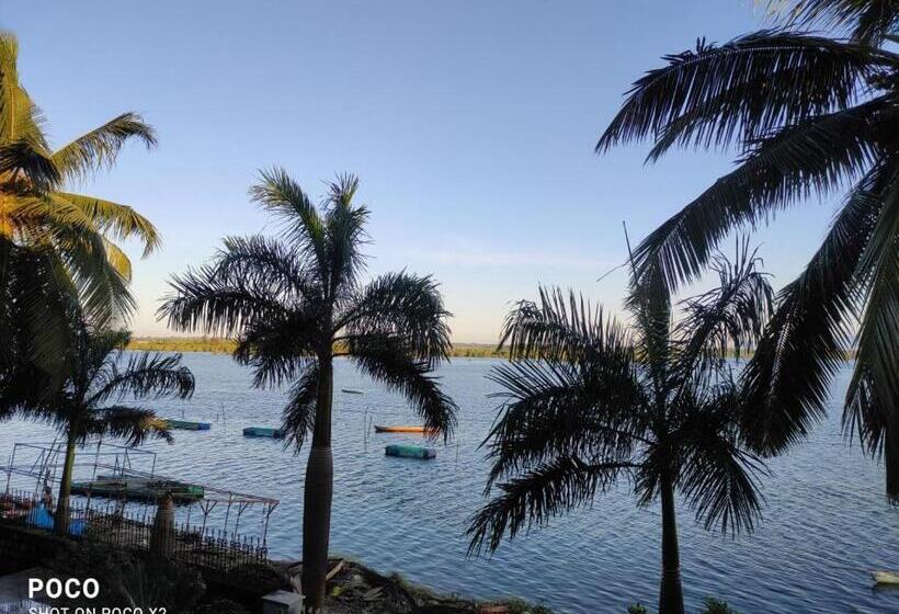 渡假胜地  Blue Waters