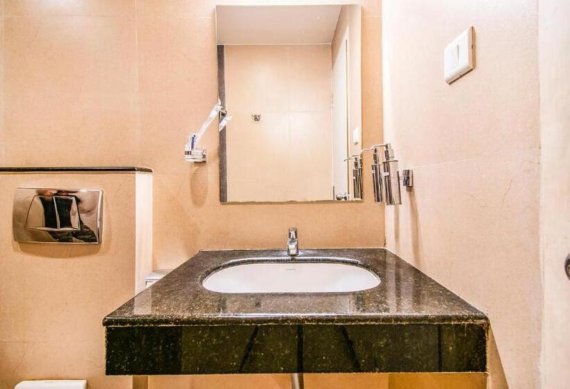 Fabhotel Prime Royal Castle   Nr Coimbatore North Railway Station