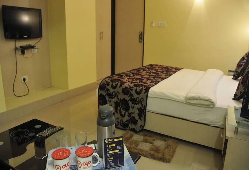 ホテル Fabexpress Royal Residency Patna