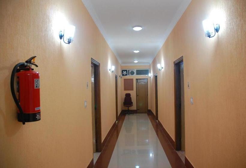 هتل Magnet House