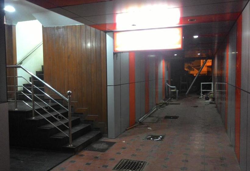 هتل Palmshore Residency