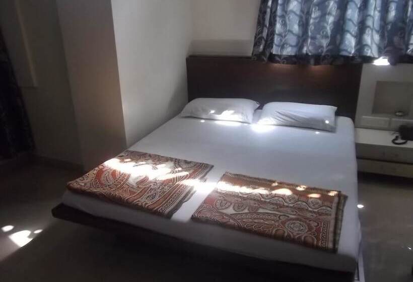 فندق Rajshree Lodging