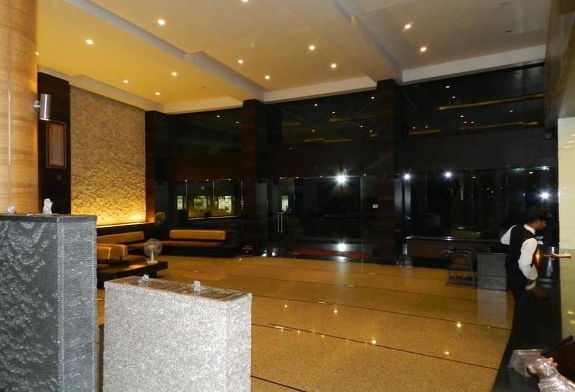 酒店 Rock Regency Hampi
