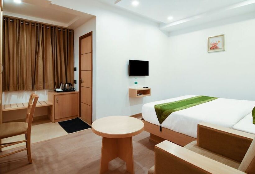 هتل Treebo Vinayak Inn