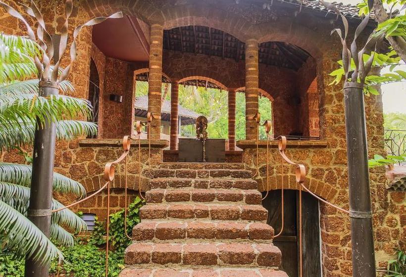 استراحتگاه Nilaya Hermitage