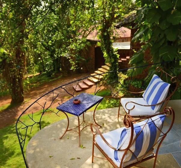 استراحتگاه Nilaya Hermitage