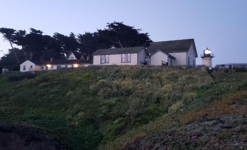 ユースホステル Hi Point Montara Lighthouse