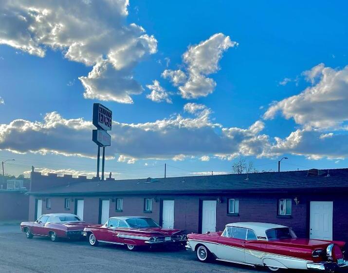 Canyon S Edge Route 66 Motel
